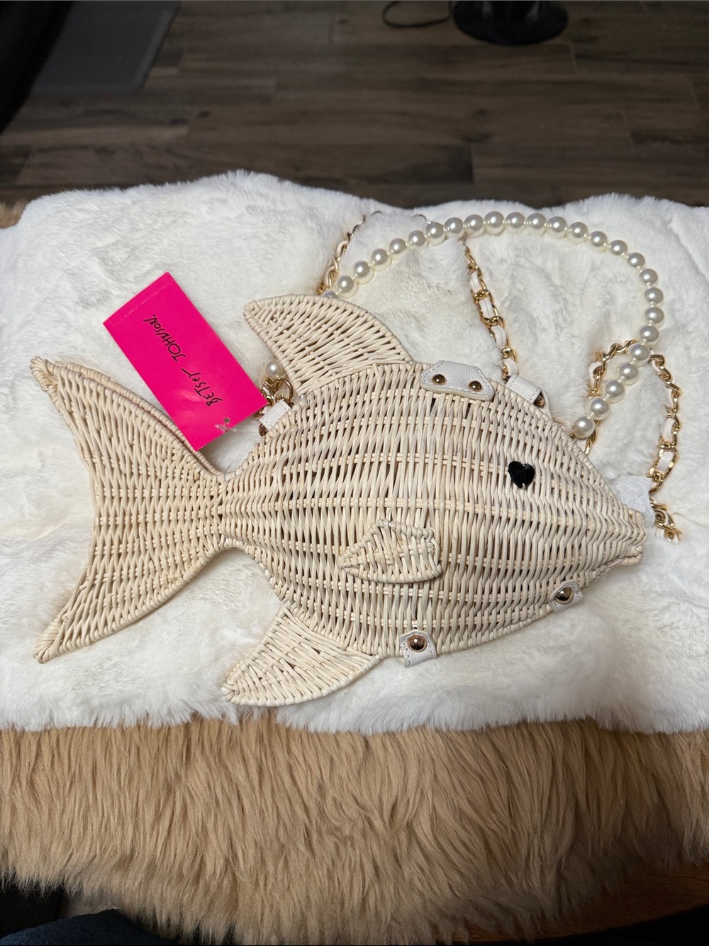 Betsey Johnson Wicker Fish Crossbody Bag Rattan Nautical Pearl Chain RARE MINT